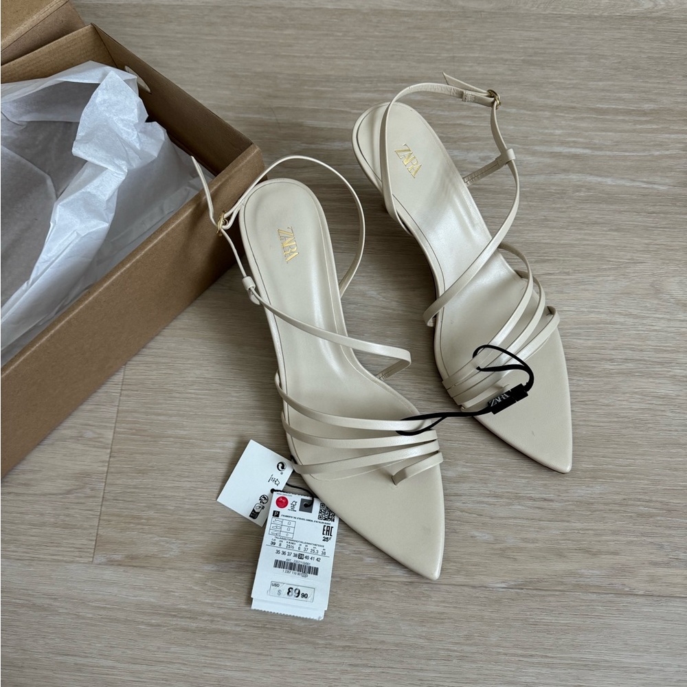 NWT Zara pointed toe leather cream sling back sandals